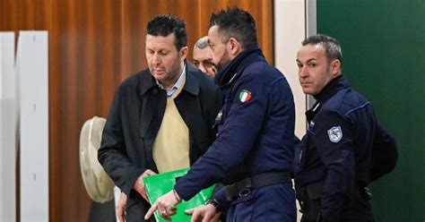 Condannato All Ergastolo Per La Strage Di Samarate Alessandro Maja