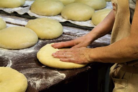 Boulangerie Ronjat Boulanger depuis 9 générations