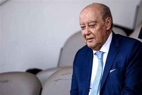 PINTO DA COSTA LANÇA MAIS UM LIVRO Notícias de Coimbra