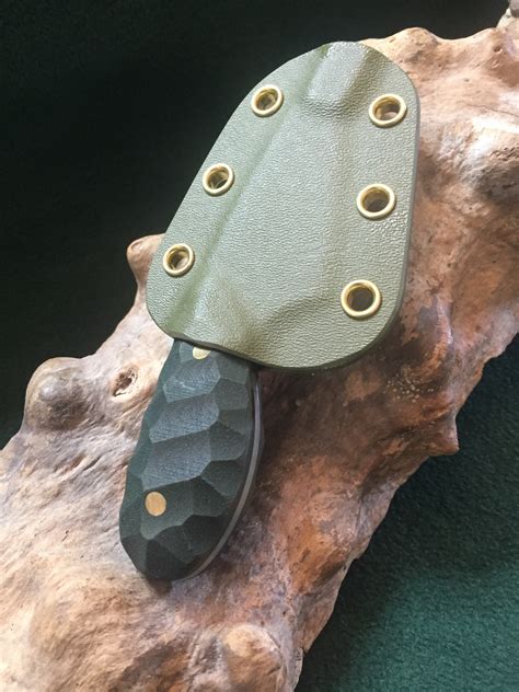 Neck Knife Origin Bushcraft