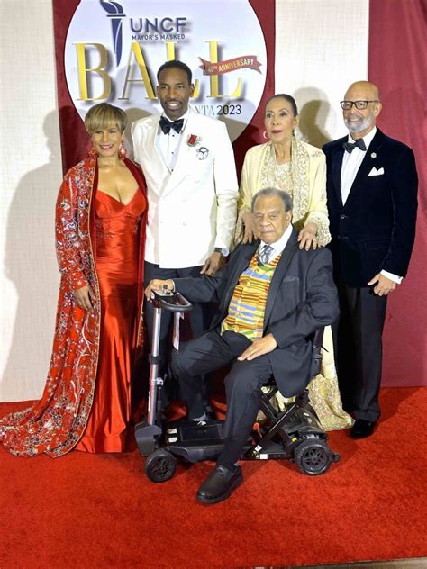 Mayor Andre Dickens and Andrew Young host the 40th UNCF Masked Ball