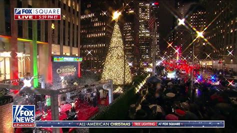 Kick Off The Holidays With An All American Christmas Tree Lighting