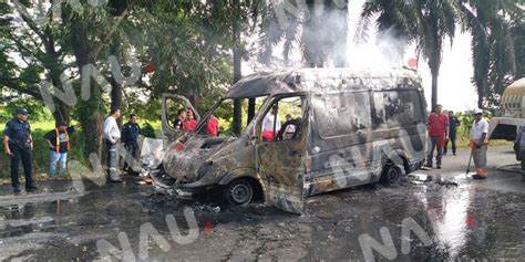 Se Incendia Veh Culo De Paqueter A En El Libramiento V Deo Nau