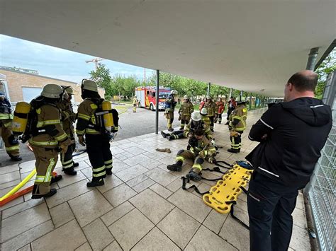 Mai Gemeinsame Bung Der Feuerwehr Mit Dem Ov Drk Br Hl