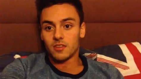 Tom Daley Trolled Athlete Thanks Fans For Overwhelming Support Ignoring Homophobic Trolls