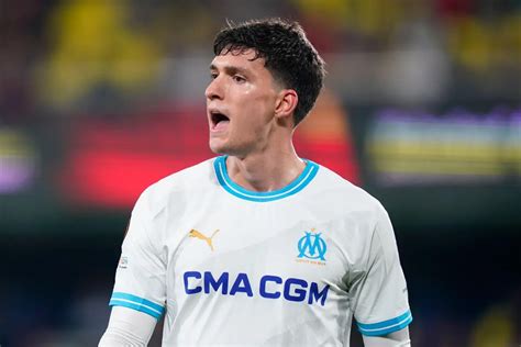 Om L Atl Tico Madrid Insiste Pour Leonardo Balerdi