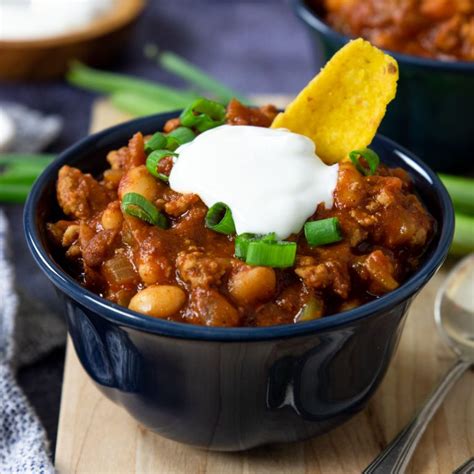 The Best Classic Chili Recipe Easy To Make Moms Dinner