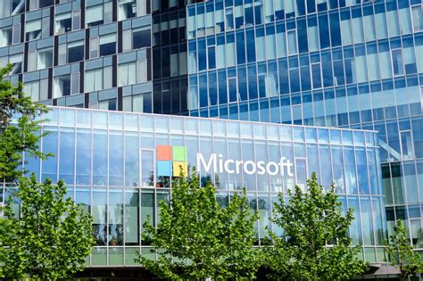 Microsoft Off Campus Drive For 2024 Batch Hiring Freshers As Intern