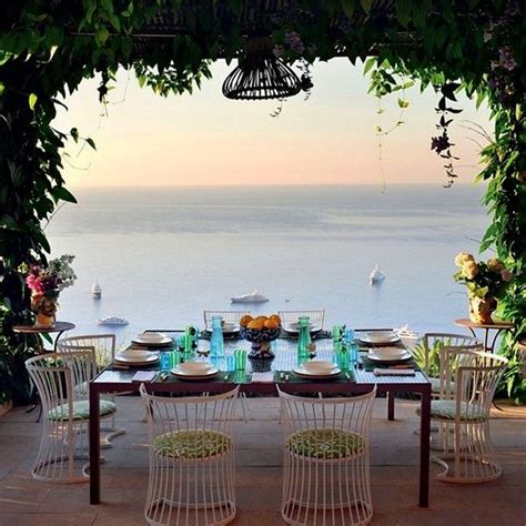 World's Most Amazing Restaurants With a View | Outdoor, Outdoor dining ...