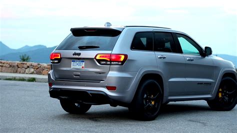 2018 Jeep Grand Cherokee Trackhawk Headlights & Tail Lights | Adaptive, Bi-Xenon Headlamps - YouTube