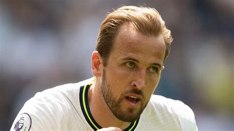 Tottenham Step Up Bid To Keep Hold Of Harry Kane As They Offer Him Over