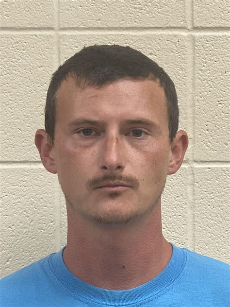 Dustin Lee Keeton Violent Or Sex Offender In Memphis IN 47143