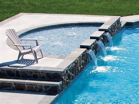 Fiberglass Tanning Ledges And Spas From Penguin Pools