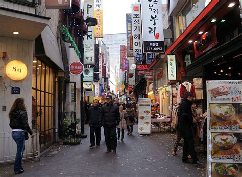 Myeongdong shops, Seoul Myeongdong Travel Photos, Images & Pictures of ...