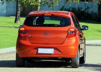 ConcettoMotors Ford lança simultaneamente os modelos hatch e sedã da