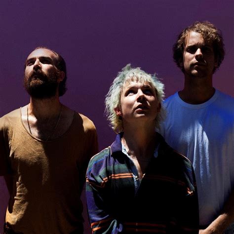 Pond Share New Song ‘burnt Out Star And Announce Tour Playy