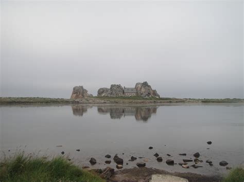 La Maison Entre Les Rochers Bretagne - almoire