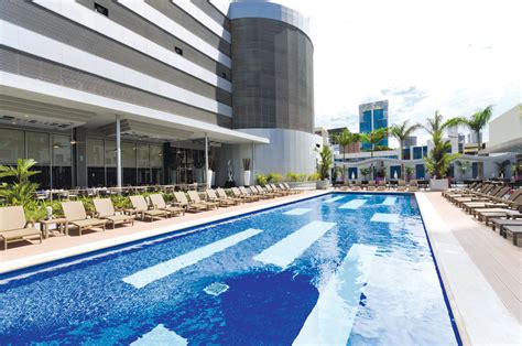 The Hotel Riu Plaza Panama has everything you need for a perfect stay ...