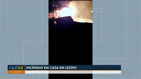 Homem Morre Carbonizado Durante Inc Ndio Em Casa Pol Cia Investiga Se