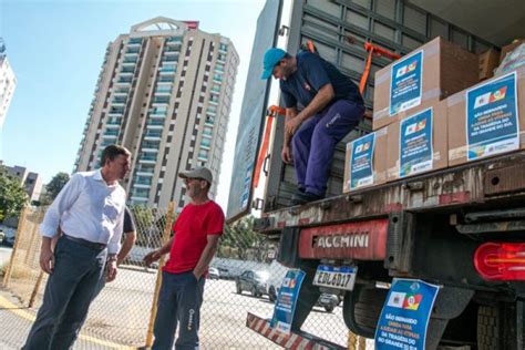 São Bernardo envia carreta 30 toneladas de donativos ao Rio Grande