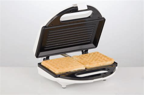 11 Best Waffle Maker With Removable Plates in 2023