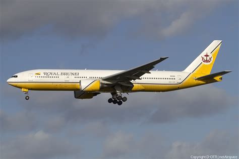 Royal Brunei Airlines Boeing 777 212 ER V8 BLC Photo 400784