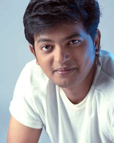 Vijay Kumar (Uriyadi Fame) Biography, Life Story, Career, Awards ...