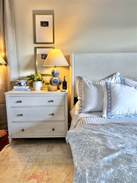 3 Affordable Nightstands With Drawers That Will Make Your Bedroom Look