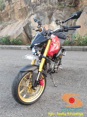 Modifikasi Sangar Bajaj Pulsar 135 Naked Fighter Asal Kediri