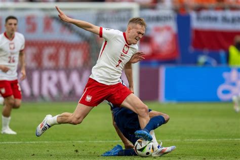 Zmala Y Szanse Polski Superkomputer Premiuje Rywali Goal Pl