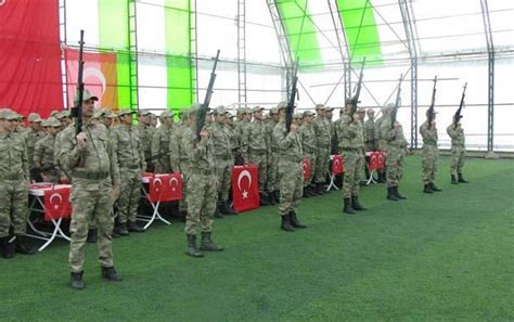 Korcular Türkçe ve Kürtçe yeminle göreve başladı Son Dakika Haberler