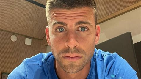 Gerard Piqué comparte su primera foto con Clara Chía y desata polémica