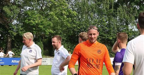 Bezirksliga Dützen und Hausberge geben Ausstand Eisbergen reist mit