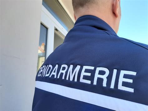 Voitures De La Gendarmerie Incendiées à Saint Brevin Les Pins Appel