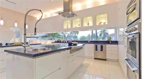 beautiful houses inside kitchen - Splendid Column Image Archive