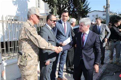 Hatay Valisi Rahmi Doğan Arsuz Merkez Camisinin inşaatını denetledi