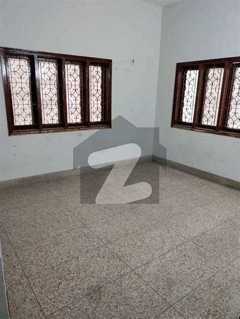 3 Bed 3rd Floor Without Lift West Open Corner Flat Boundary Wall Car