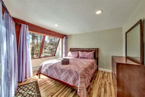 9 Best Pet-Friendly Cabins For Rent In South Lake Tahoe, California ...