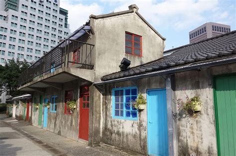 台北旅遊 四四南村and好丘文創商店信義區老舊眷村秘密基地小景點 Funtory設計生活