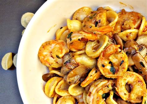 Orecchiette Aux Crevettes Sauce Champignon De La Cuisine D Une Blonde