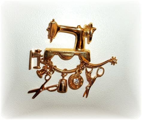 80s Sewing Machine Pin Brooch By Dollherup On Etsy Vintage Jewelry Etsy Unique Jewelry