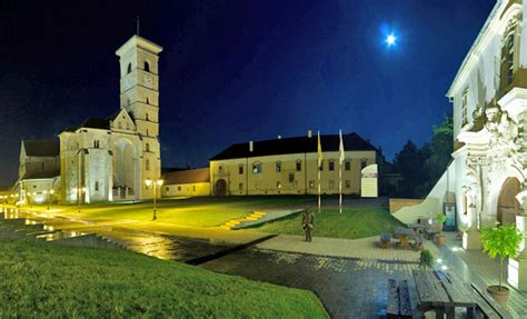 Catedrala Romano Catolic Din Ora Ul Alba Iulia Jude Ul Alba Prin