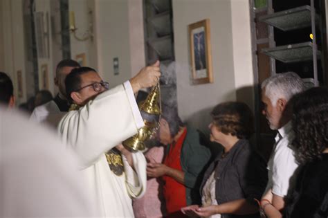 Dom Arnaldo Preside Rito De Dedica O De Igreja E Consagra O Do Altar