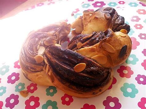 Recette de Couronne tréssé au nutella