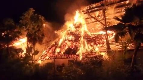 Video Incendio Consume Hoteles En Holbox Quintana Roo