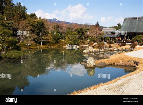 JAPAN KYOTO ARASHIYAMA TENRYUJI TEMPLE BUDDHIST SOGEN GARDEN