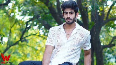 Rishabh Jaiswal (MTV Splitsvilla) Height, Weight, Age, Affairs ...