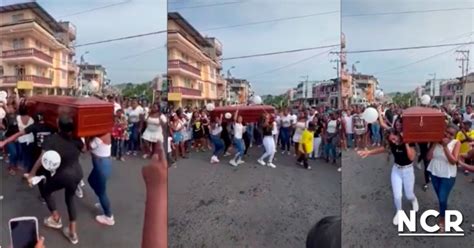 Mujeres Dan Ltimo Adi S A Su Amiga Haciendo Que Su Ata D Baile Una