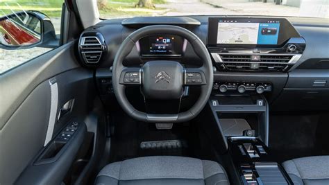 Citroen e-C4 review: interior, dashboard & infotainment | DrivingElectric