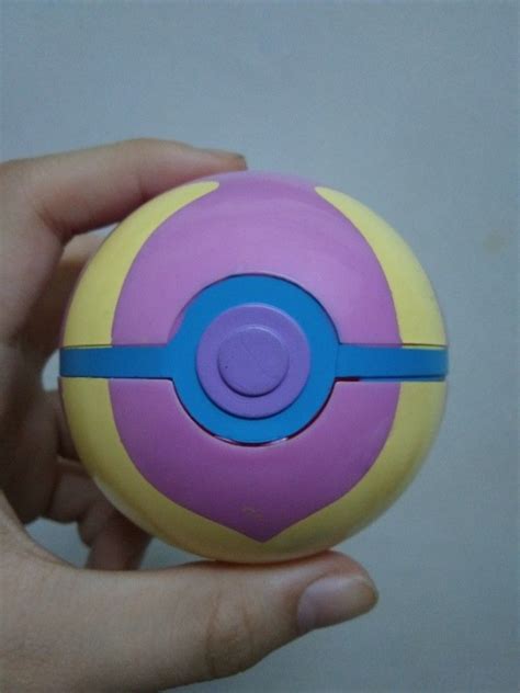 Pokemon Heal Ball Pokeball Trainer Classic Anime Cosplay Prop Display